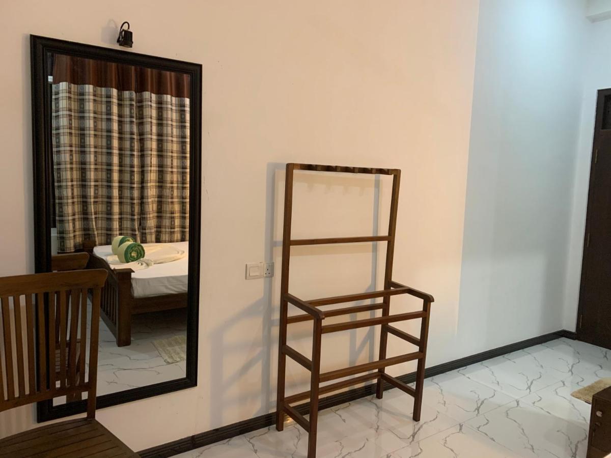 Center Point Villa Унаватуна Экстерьер фото